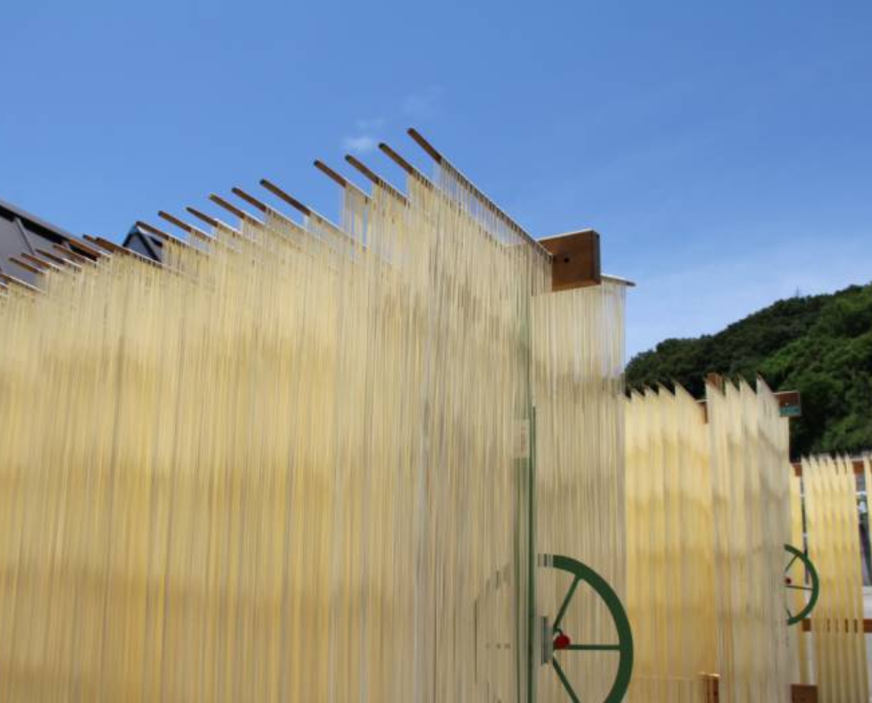 昼食：小豆島ふるさと村・手延そうめん館